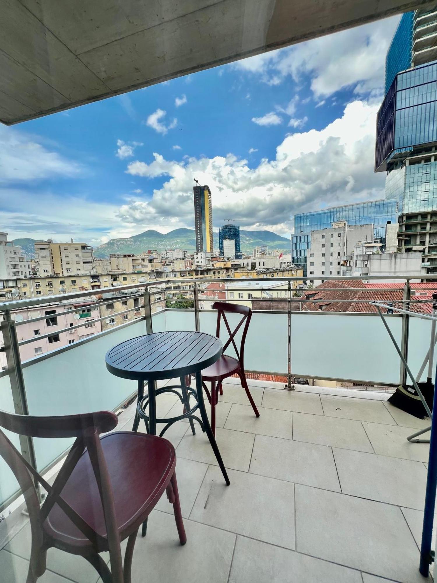 Spiranca Downtown Comfort Apartment Tiranë Ngoại thất bức ảnh